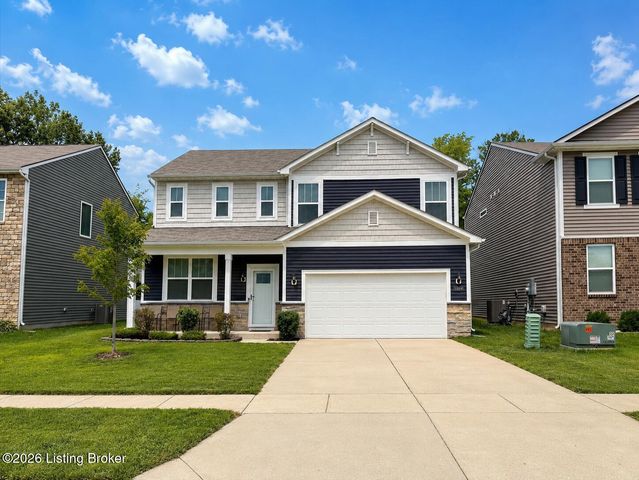 12024 Wooden Trace Dr, Louisville, KY 40229
