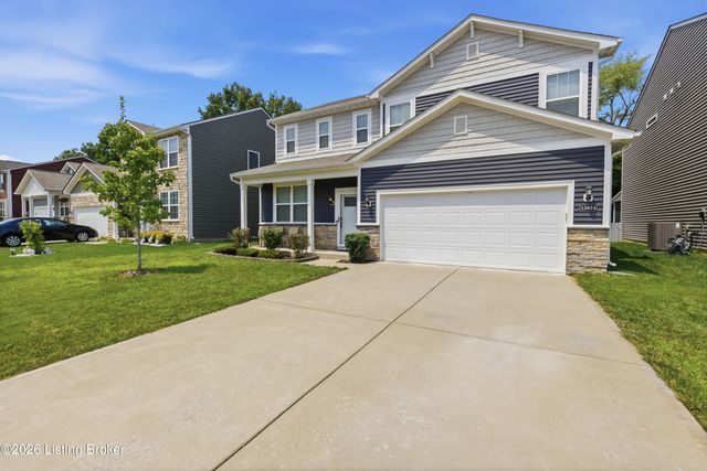 12024 Wooden Trace Dr, Louisville, KY 40229