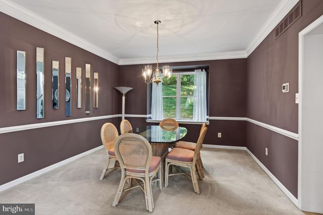 1361 WOODED KNLS, West Chester, PA 19382
