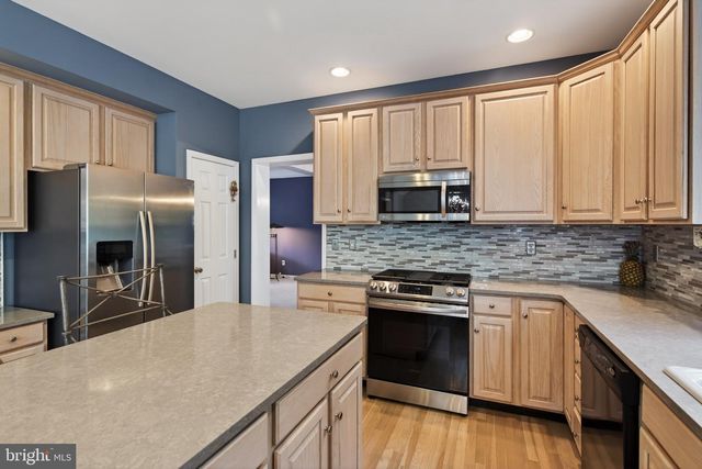 1361 WOODED KNLS, West Chester, PA 19382