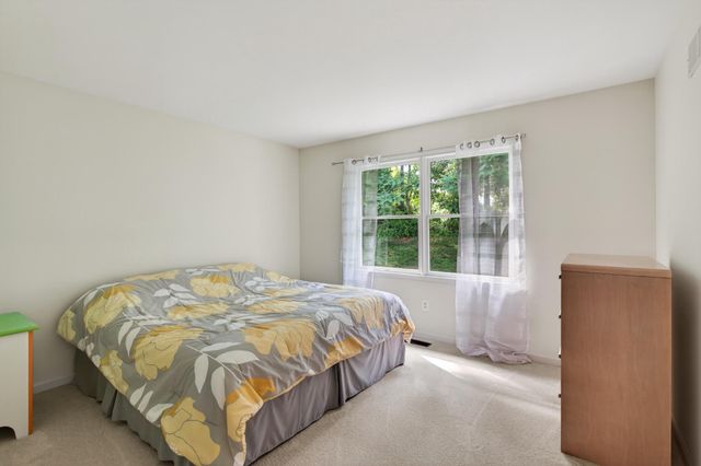 1361 WOODED KNLS, West Chester, PA 19382