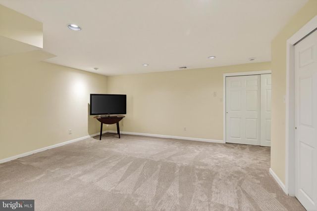 1361 WOODED KNLS, West Chester, PA 19382