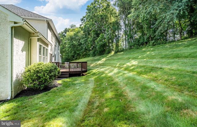 1361 WOODED KNLS, West Chester, PA 19382