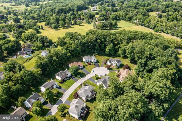 1361 WOODED KNLS, West Chester, PA 19382