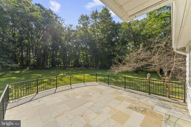 2551 PARK RD, Warrington, PA 18976
