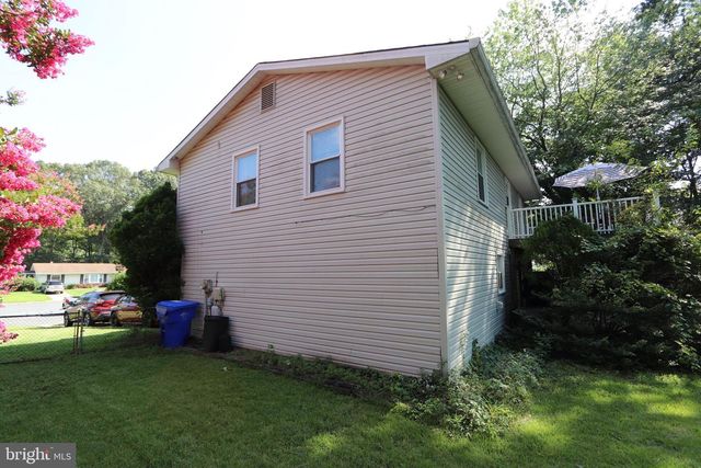 1104 UNIVERSITY PL, Waldorf, MD 20602
