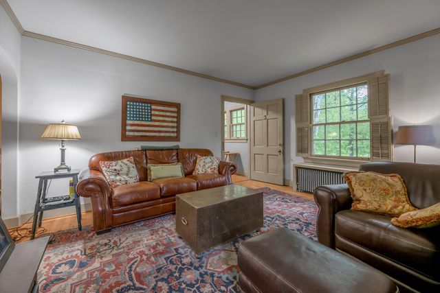 137 Sycamore Road, Lexington, KY 40502