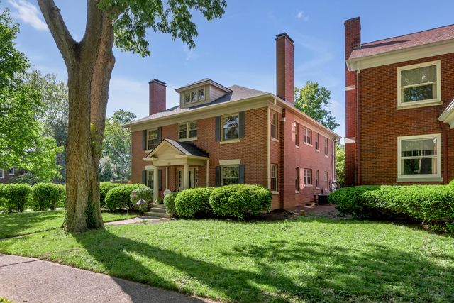 137 Sycamore Road, Lexington, KY 40502