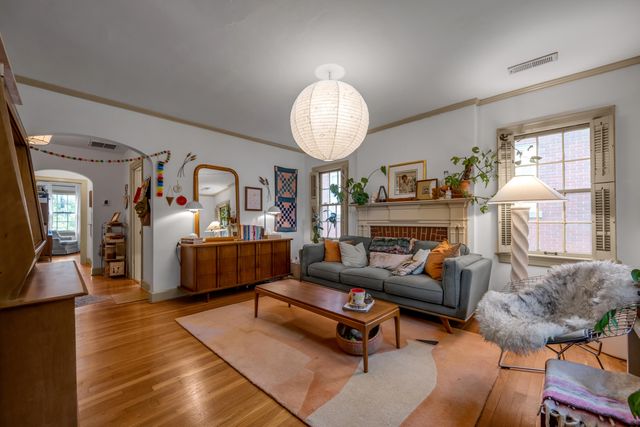 137 Sycamore Road, Lexington, KY 40502