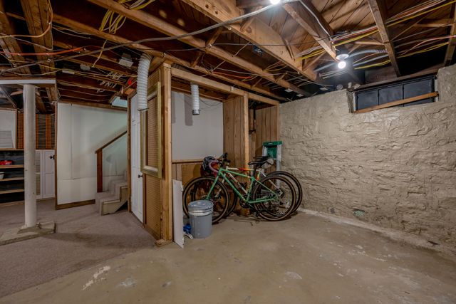 137 Sycamore Road, Lexington, KY 40502
