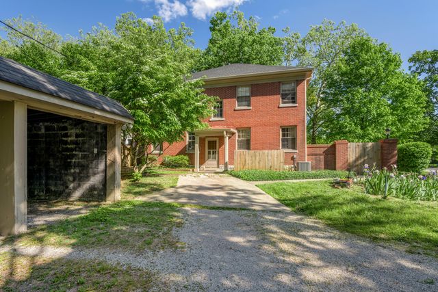 137 Sycamore Road, Lexington, KY 40502