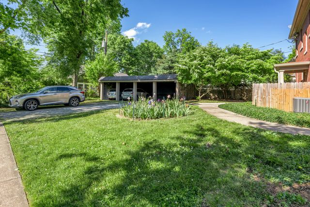 137 Sycamore Road, Lexington, KY 40502
