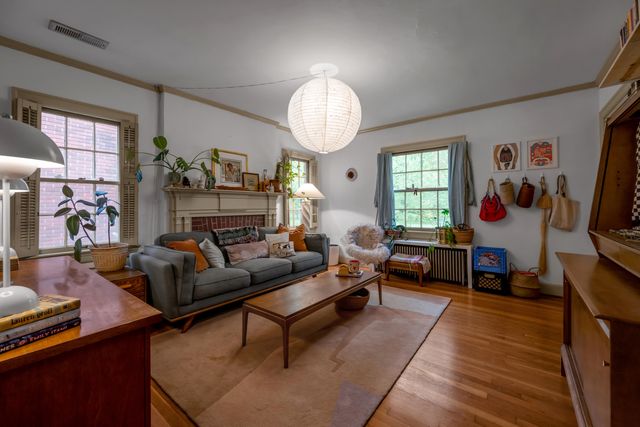 137 Sycamore Road, Lexington, KY 40502