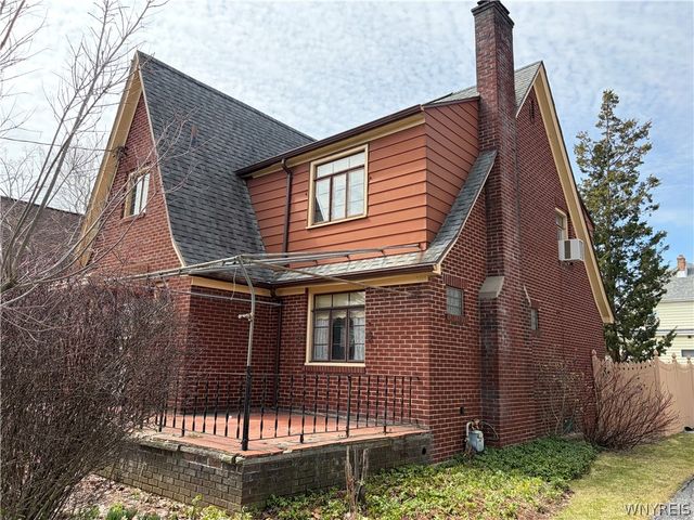 610 31st Street, Niagara Falls, NY 14301