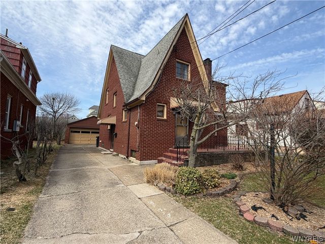 610 31st Street, Niagara Falls, NY 14301