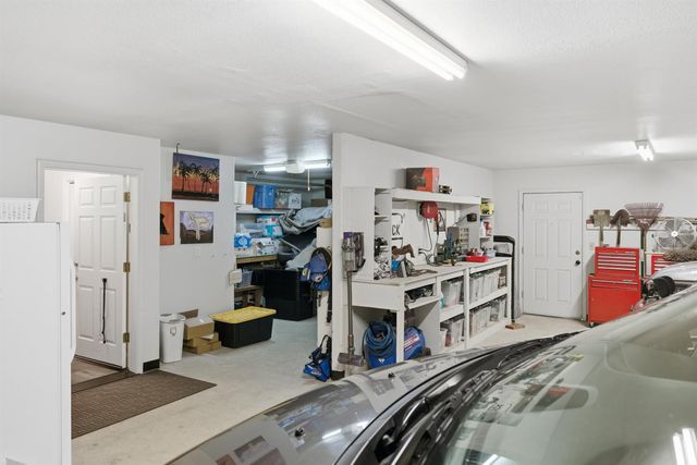 2651 19th Avenue, Kingsburg, CA 93631