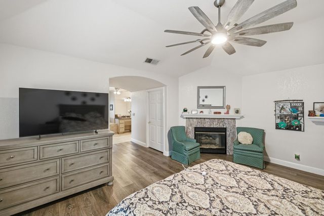 2651 19th Avenue, Kingsburg, CA 93631