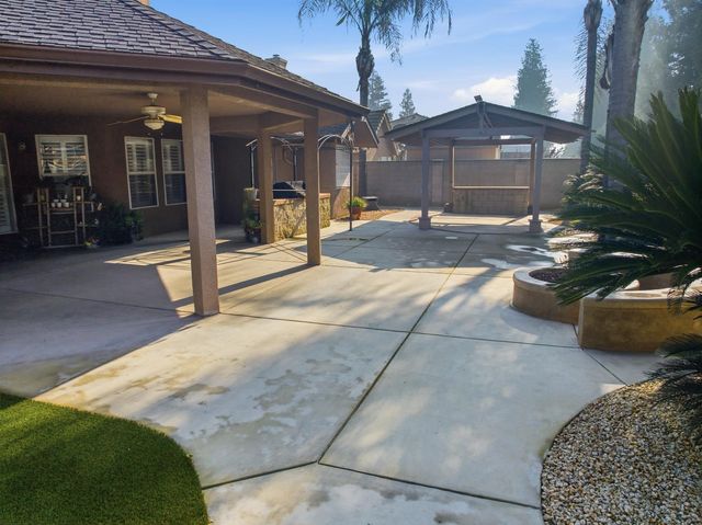 2651 19th Avenue, Kingsburg, CA 93631
