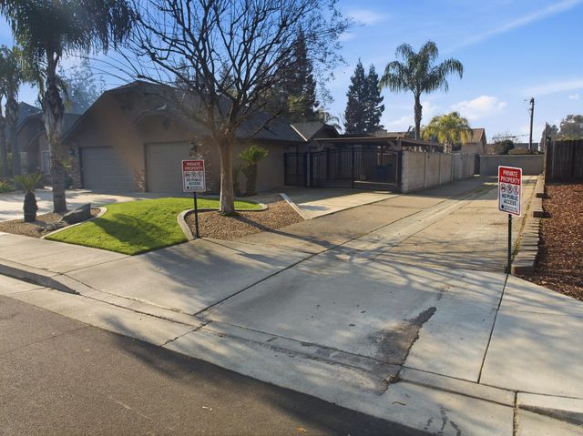 2651 19th Avenue, Kingsburg, CA 93631