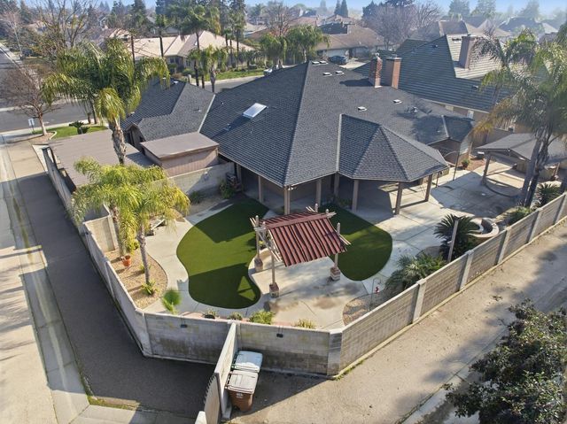 2651 19th Avenue, Kingsburg, CA 93631