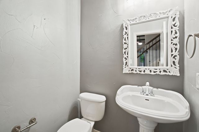 1205 Grant Avenue, Lantana, TX 76226