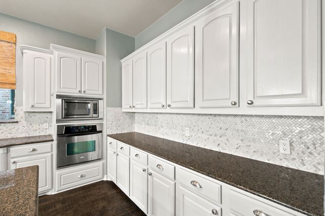 1205 Grant Avenue, Lantana, TX 76226