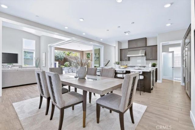 168 Crossover, Irvine, CA 92618