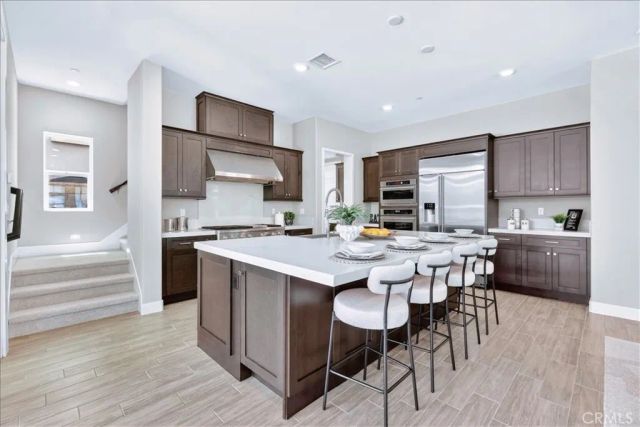 168 Crossover, Irvine, CA 92618