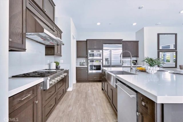 168 Crossover, Irvine, CA 92618