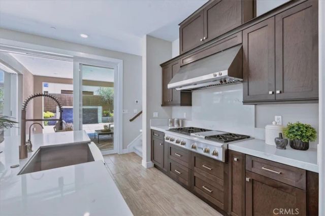 168 Crossover, Irvine, CA 92618
