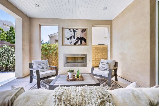 168 Crossover, Irvine, CA 92618