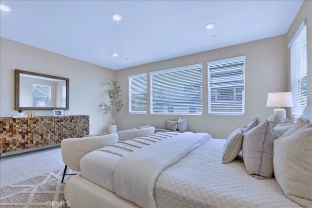 168 Crossover, Irvine, CA 92618