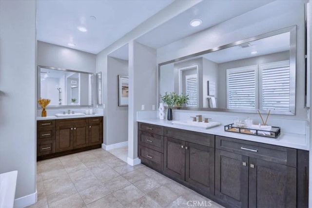 168 Crossover, Irvine, CA 92618