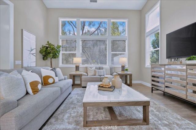 168 Crossover, Irvine, CA 92618