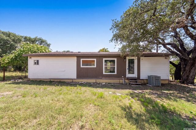 1217 Rotherman, Canyon Lake, TX 78133