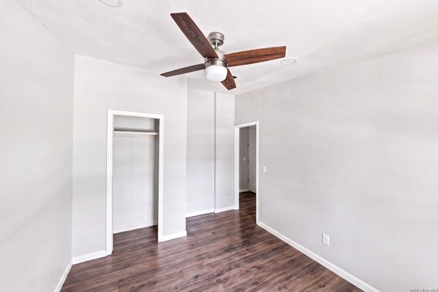 1217 Rotherman, Canyon Lake, TX 78133