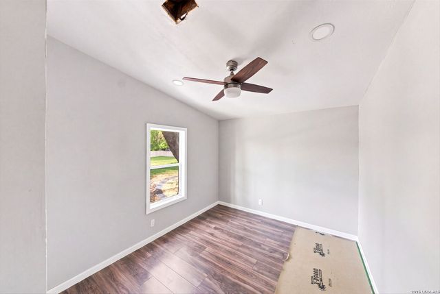 1217 Rotherman, Canyon Lake, TX 78133