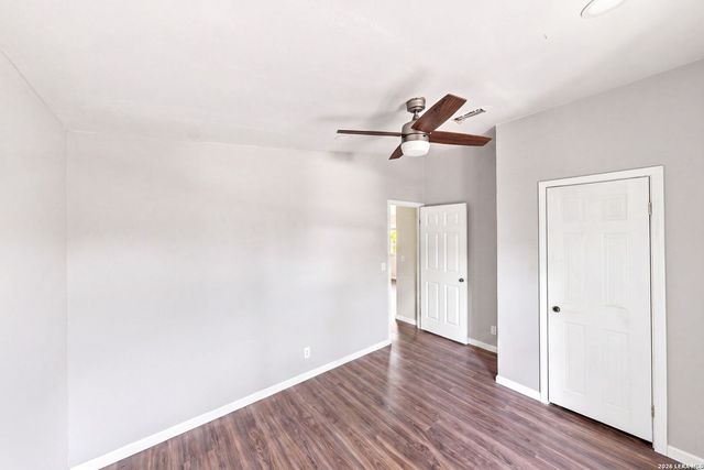 1217 Rotherman, Canyon Lake, TX 78133
