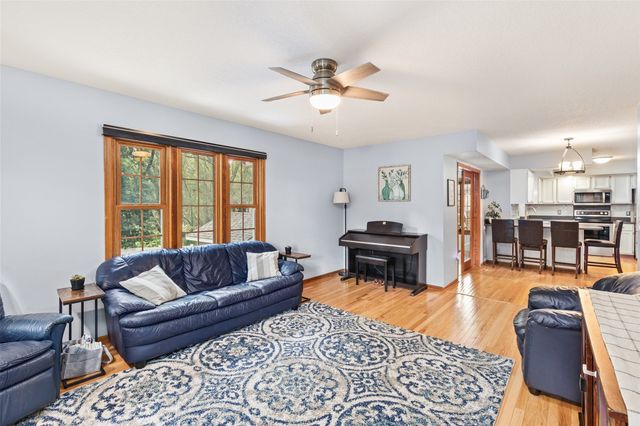 1302 Richard George Drive, Norwalk, IA 50211