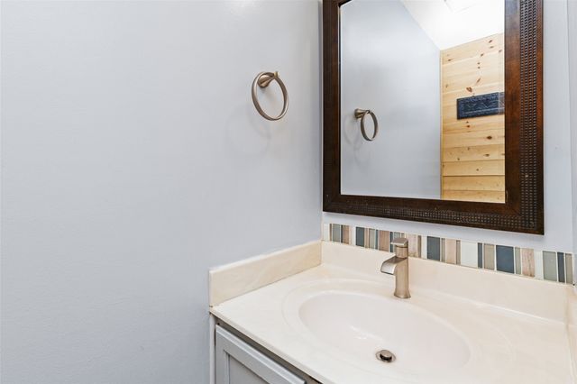 1302 Richard George Drive, Norwalk, IA 50211