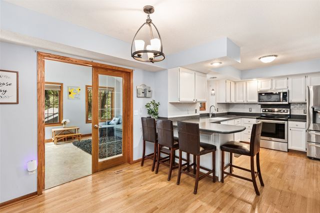 1302 Richard George Drive, Norwalk, IA 50211