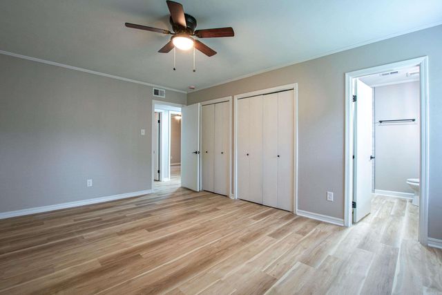 8 Orange Blossom Circle, Little Rock, AR 72210