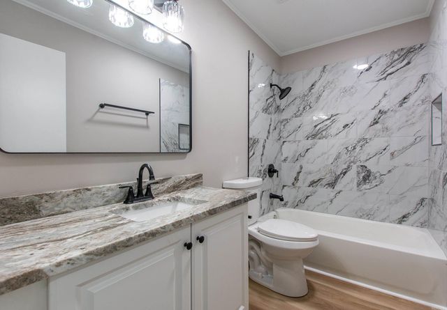 8 Orange Blossom Circle, Little Rock, AR 72210