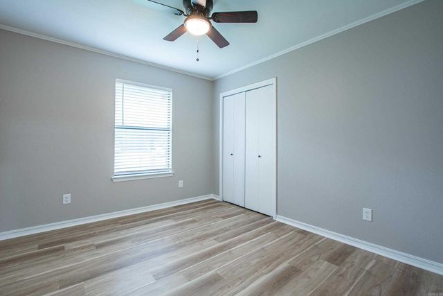 8 Orange Blossom Circle, Little Rock, AR 72210