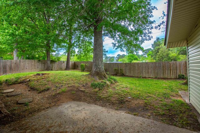 8 Orange Blossom Circle, Little Rock, AR 72210