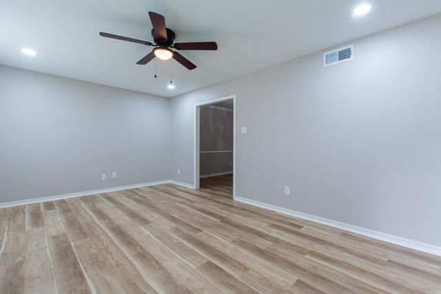 8 Orange Blossom Circle, Little Rock, AR 72210