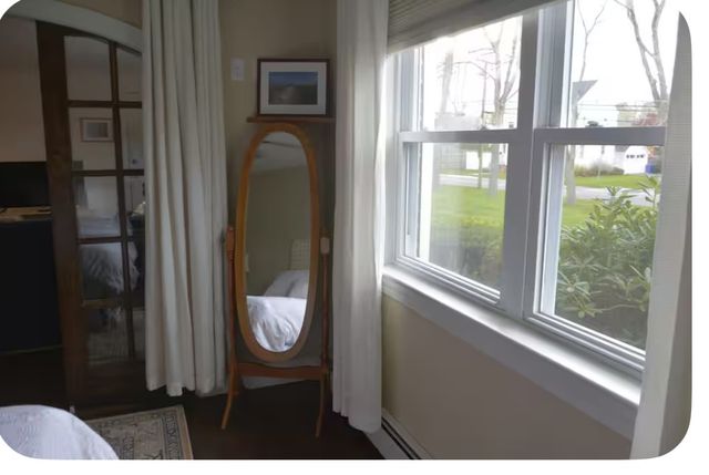 70 Carroll Avenue 706, Newport, RI 02840