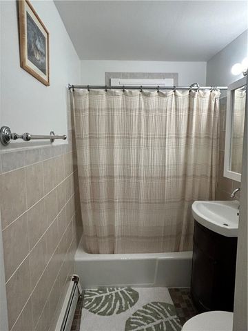 70 Carroll Avenue 706, Newport, RI 02840