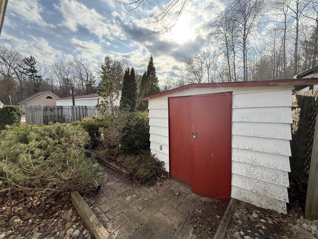 8705 E James Street, White Cloud, MI 49349