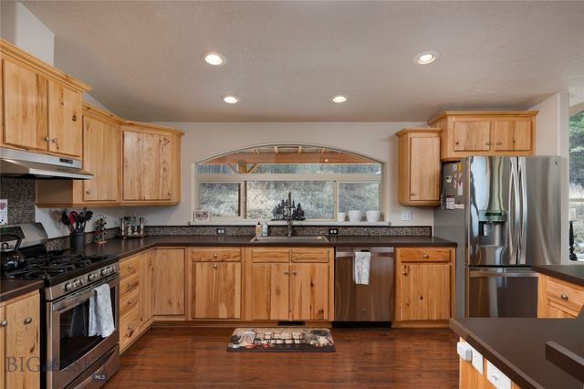 1 Seven Point Road, Livingston, MT 59047